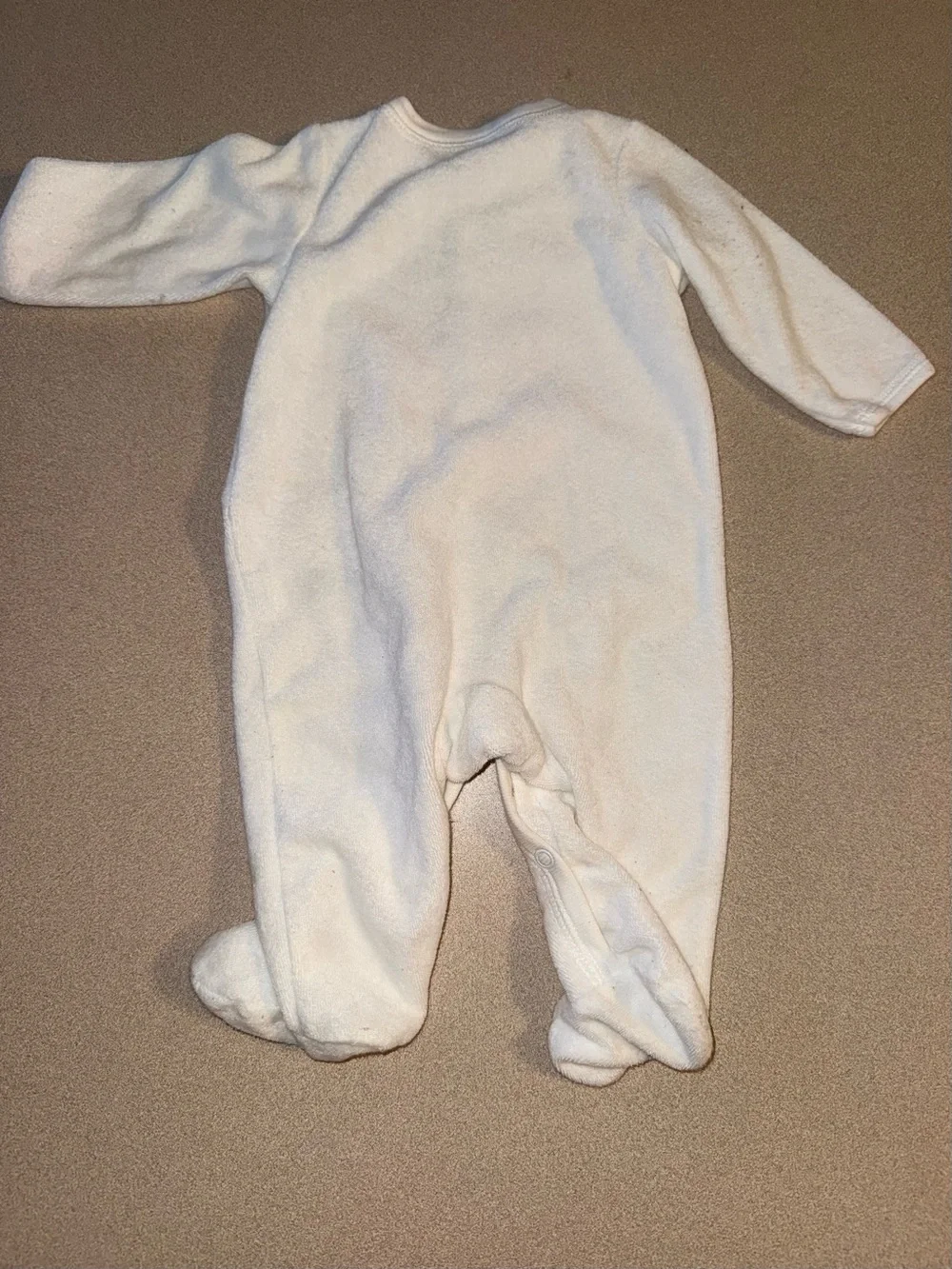 Carter’s unisex baby size 3 months pajama white with elephant, giraffe and bird